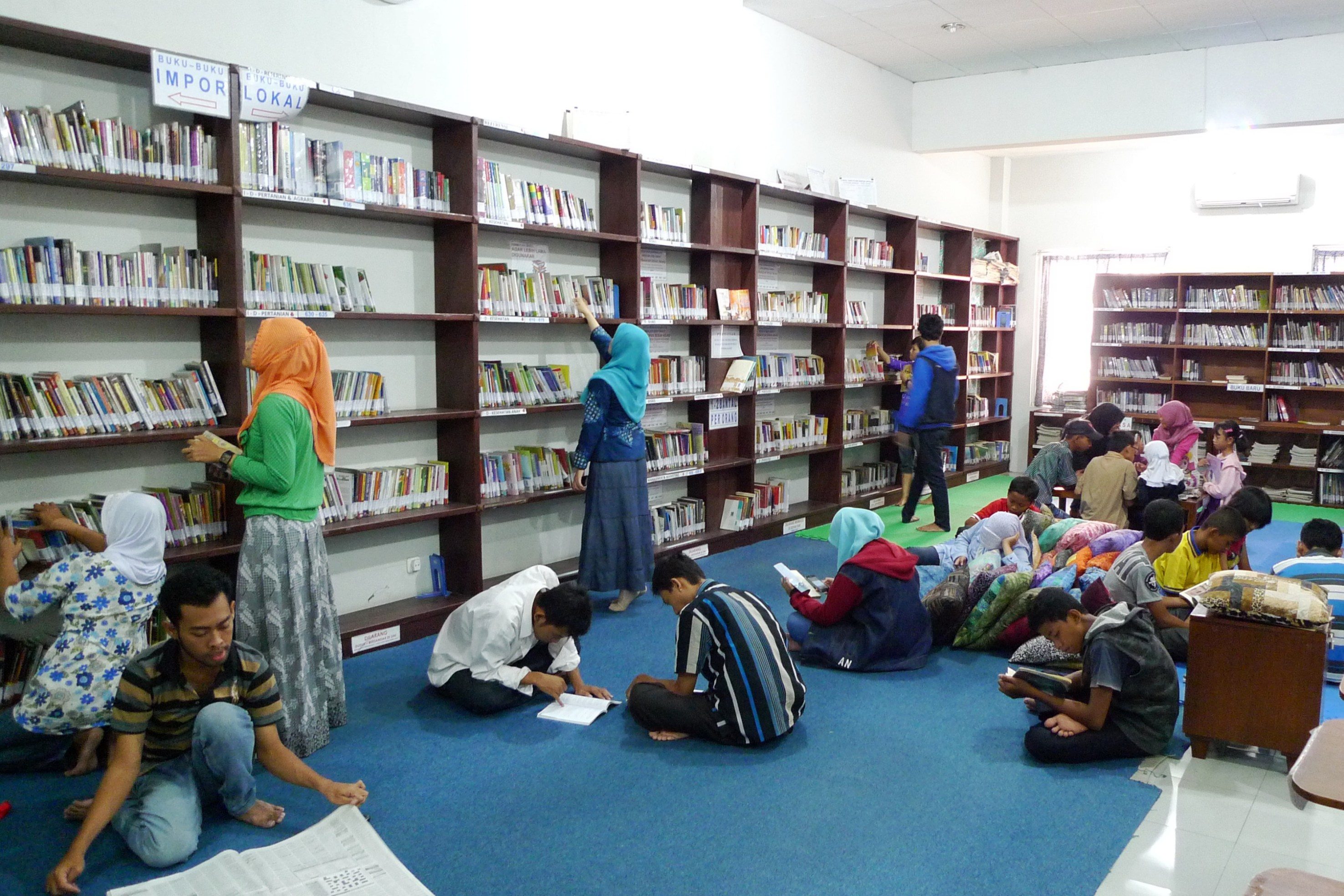 Ganesa, perpustakaan umum gratis di Solo. Foto oleh Ari Susanto/Rappler 