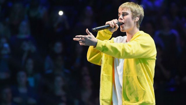 Argentine court to try Justin Bieber for photographer assault