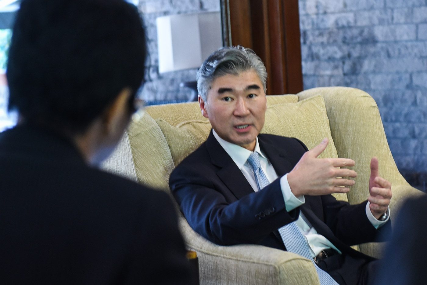 PHILIPPINE-U.S. RELATIONS. US Ambassador Sung Kim addresses questions at a media roundtable on January 24, 2017. Photo by LeAnne Jazul/Rappler  