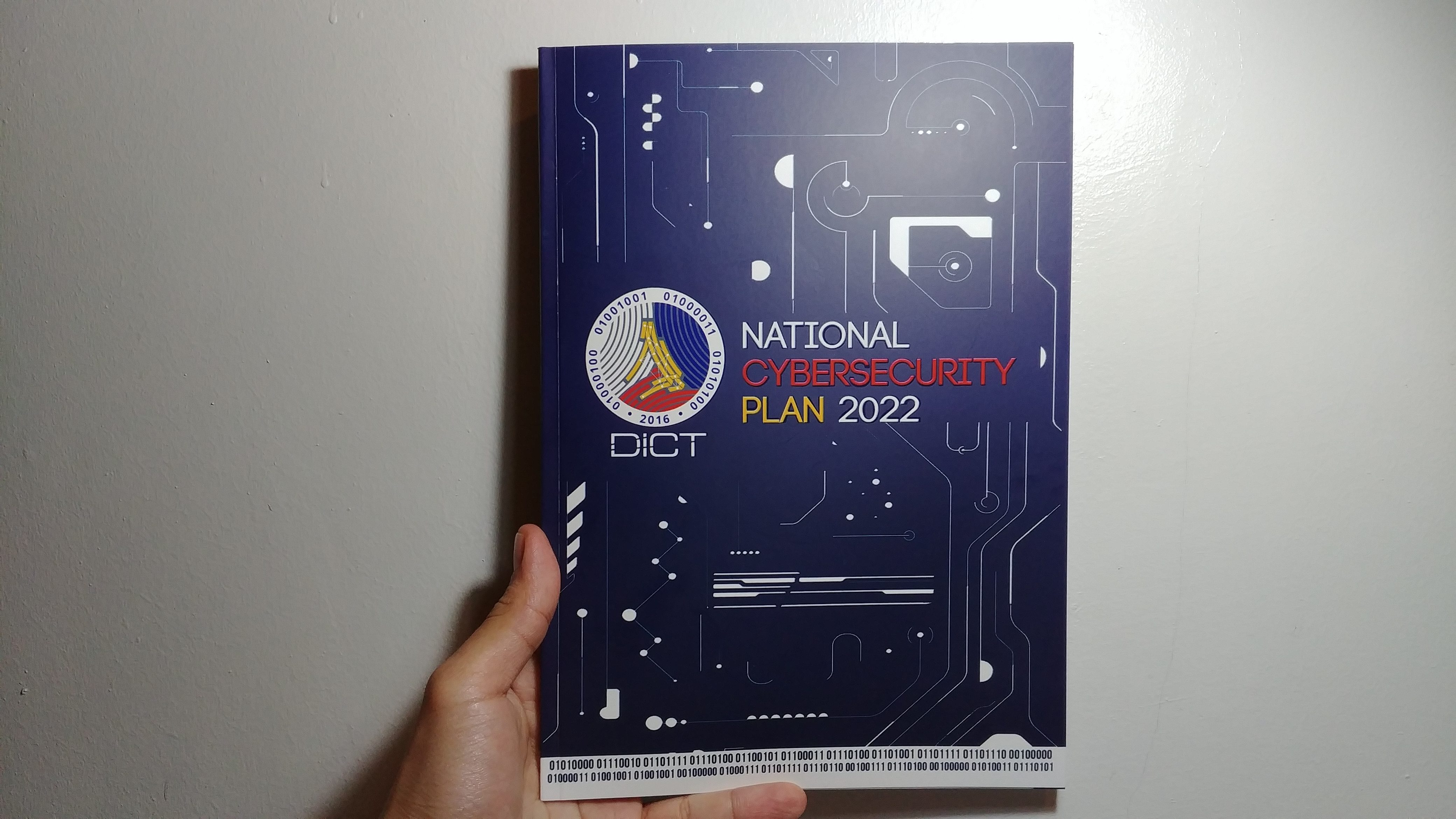 NCSP BOOKLET. The DICT handed out booklets detailing the agency's 5-year cybersecurity plan. Photo by Gelo Gonzales/Rappler 