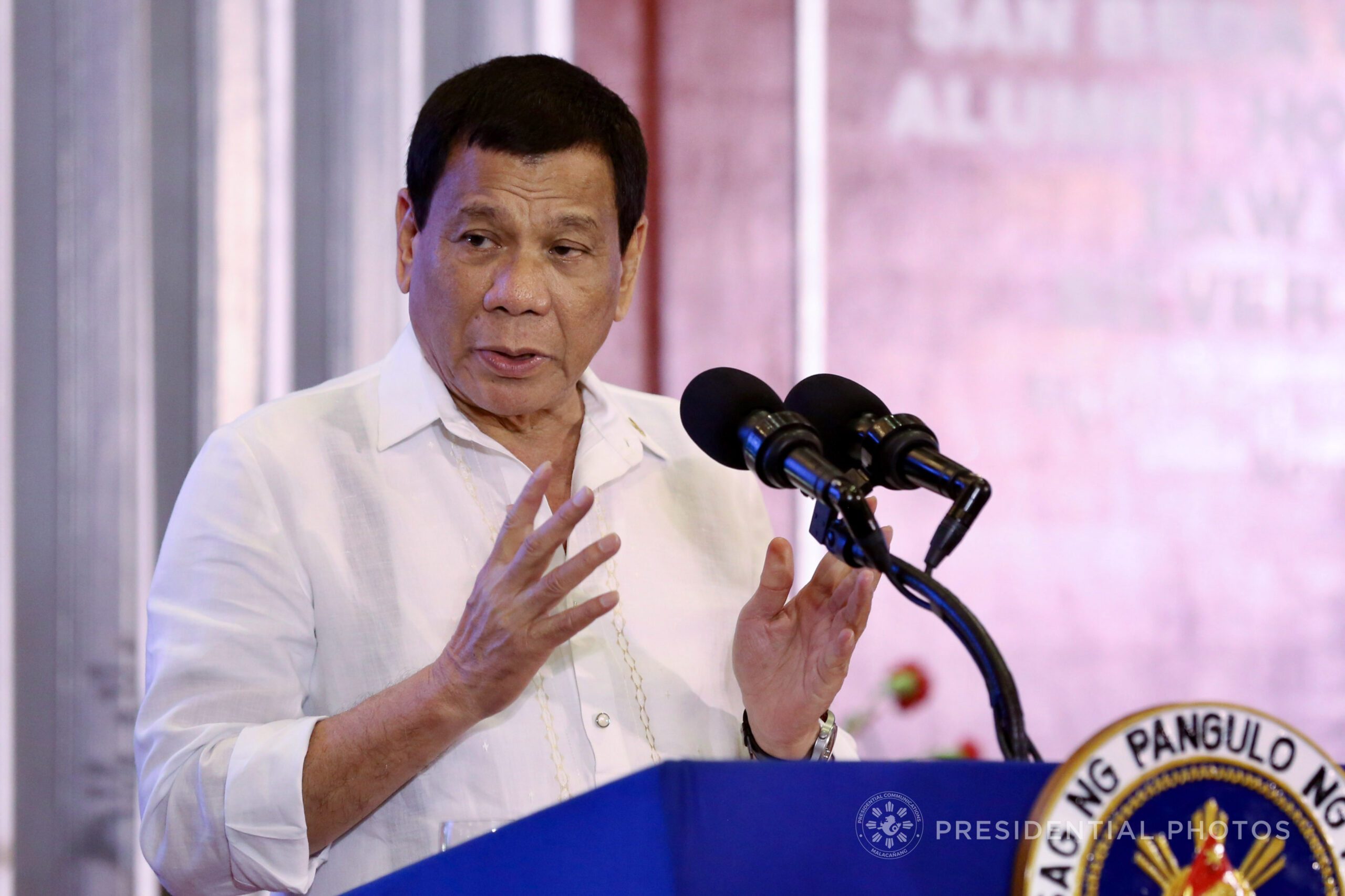 Duterte wants safeguards vs corruption in amended constitution