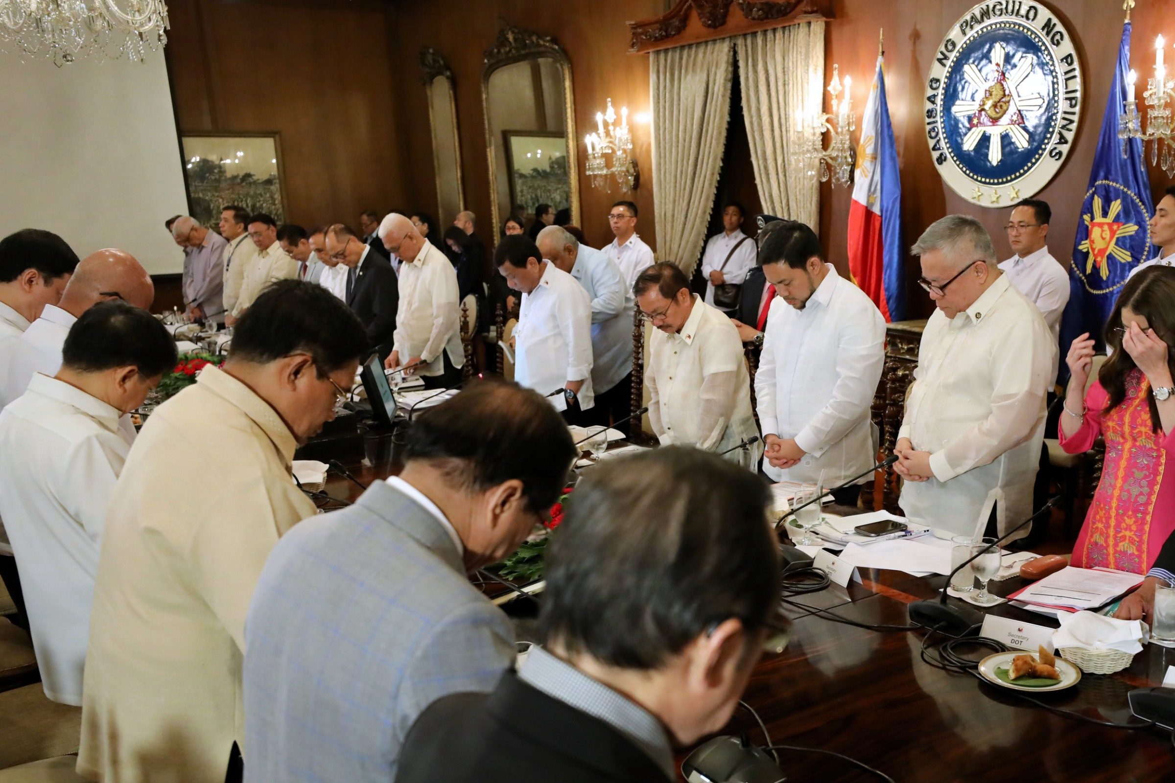 Duterte fires Nayong Pilipino board members