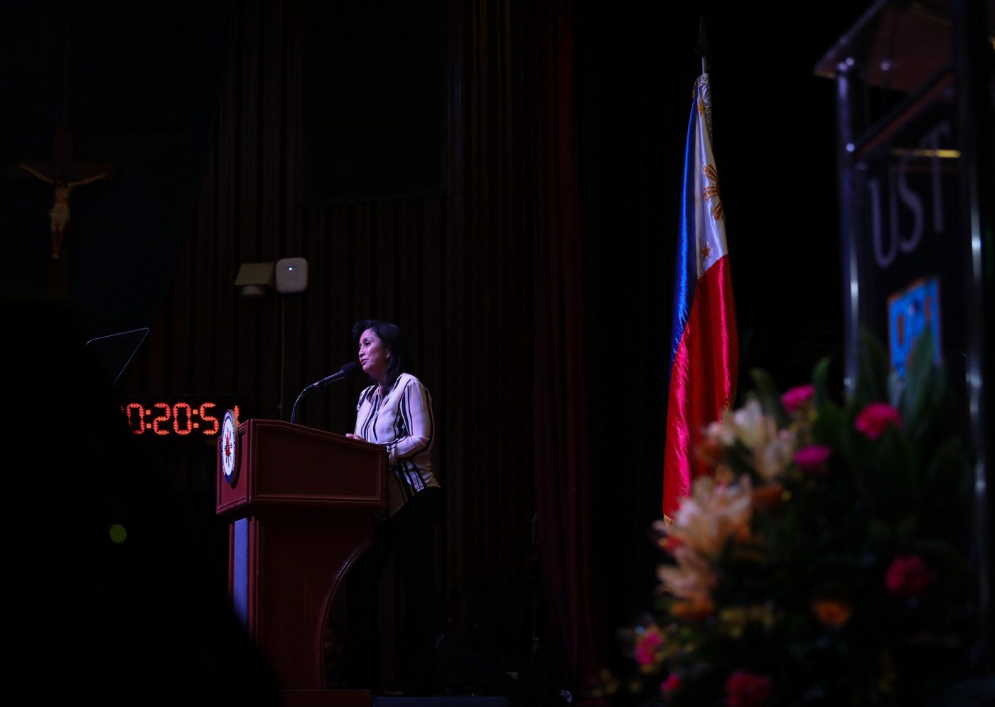 Marcos ingin ‘meninjau’ kisah pemilu 2016, kata Robredo