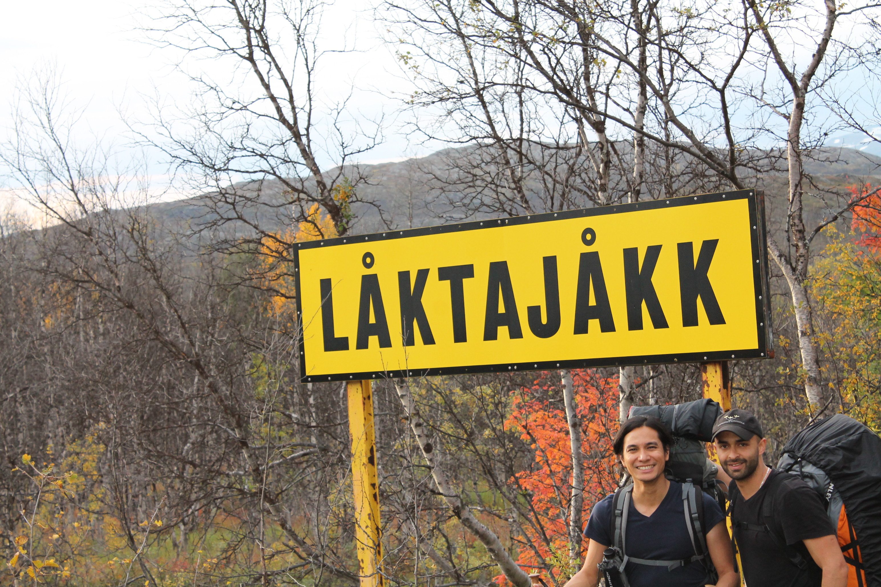 LAKTAJAKK. Daniel (right) and myself, shortly after arriving at Låktajåkk. Photo by D. Cano 