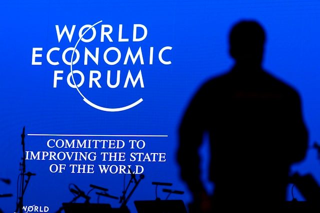 Ketika forum Davos (bukan) untuk kita
