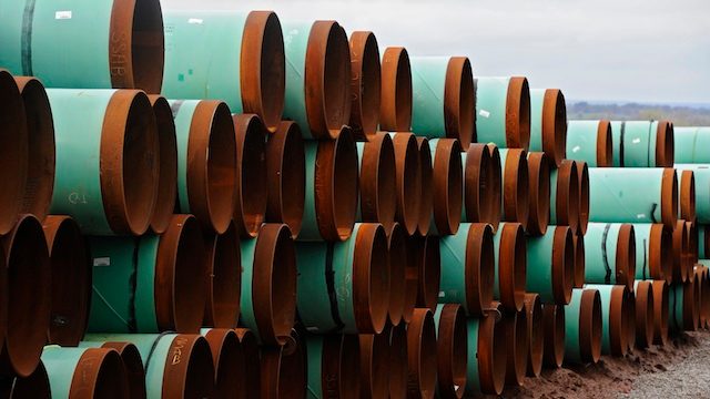 Obama vetoes Keystone XL pipeline, leaving it in limbo