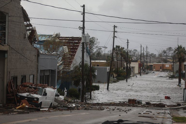 1 dead as monstrous Hurricane Michael tears into Florida