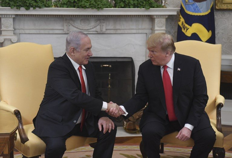 Trump proclaims Golan Heights belongs to Israel