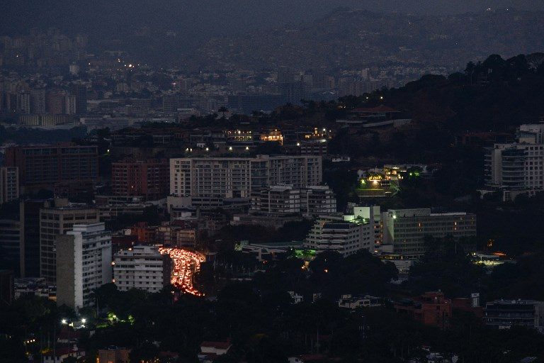 BLACKOUT. View of Caracas during a partial power outage on March 9, 2019. Photo by Matias Delacroix/AFP  