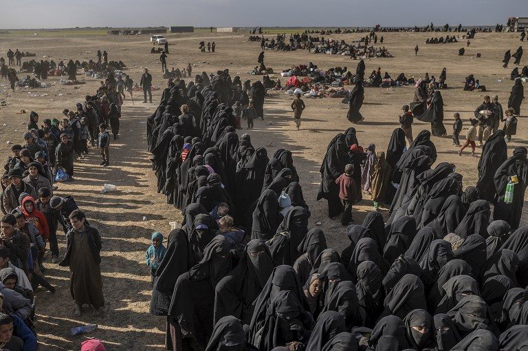 In Syrian riverside camp, ISIS clings to last scrap of ‘caliphate’