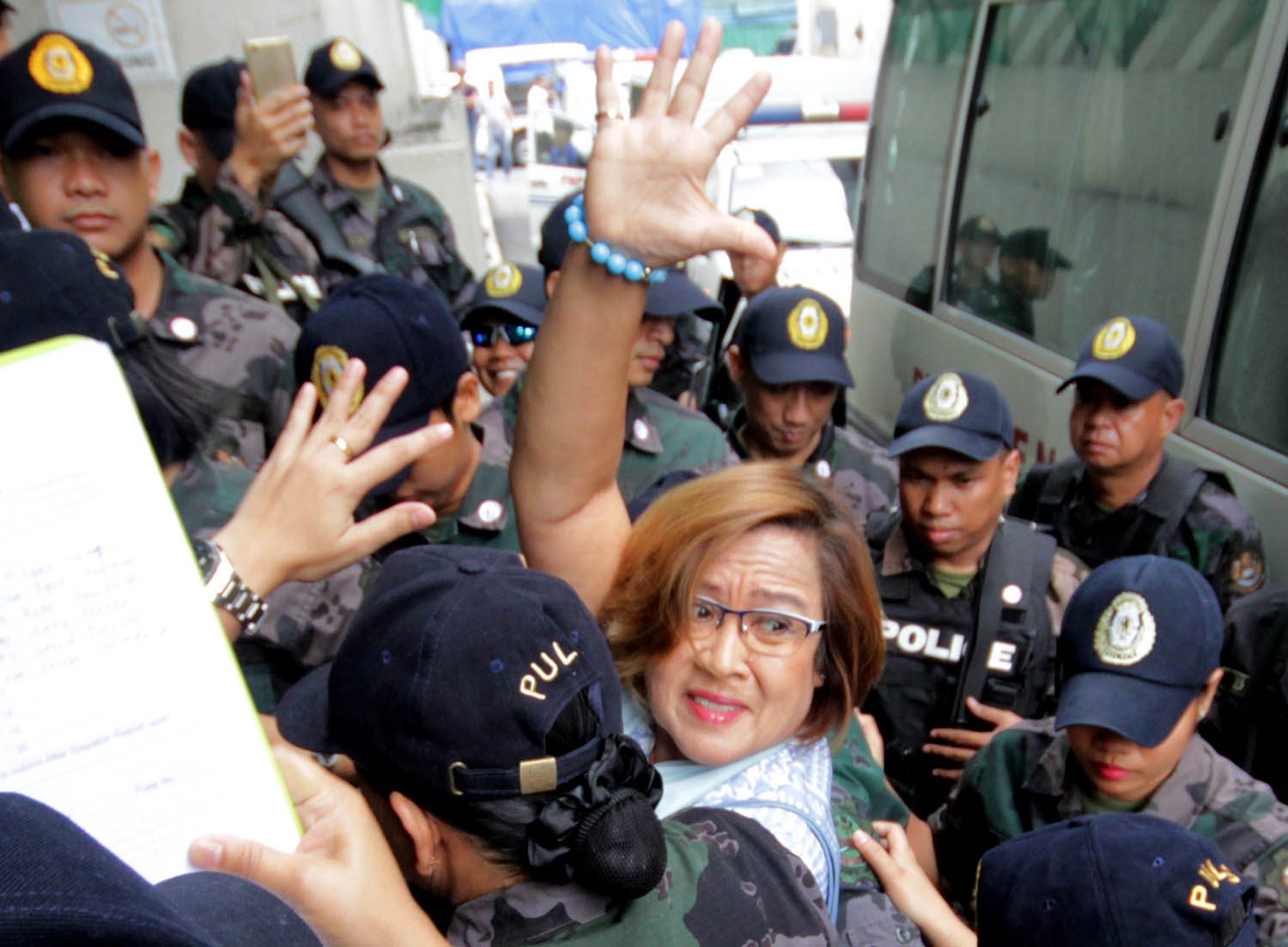 New case? De Lima is summoned by NBI for a drug investigation