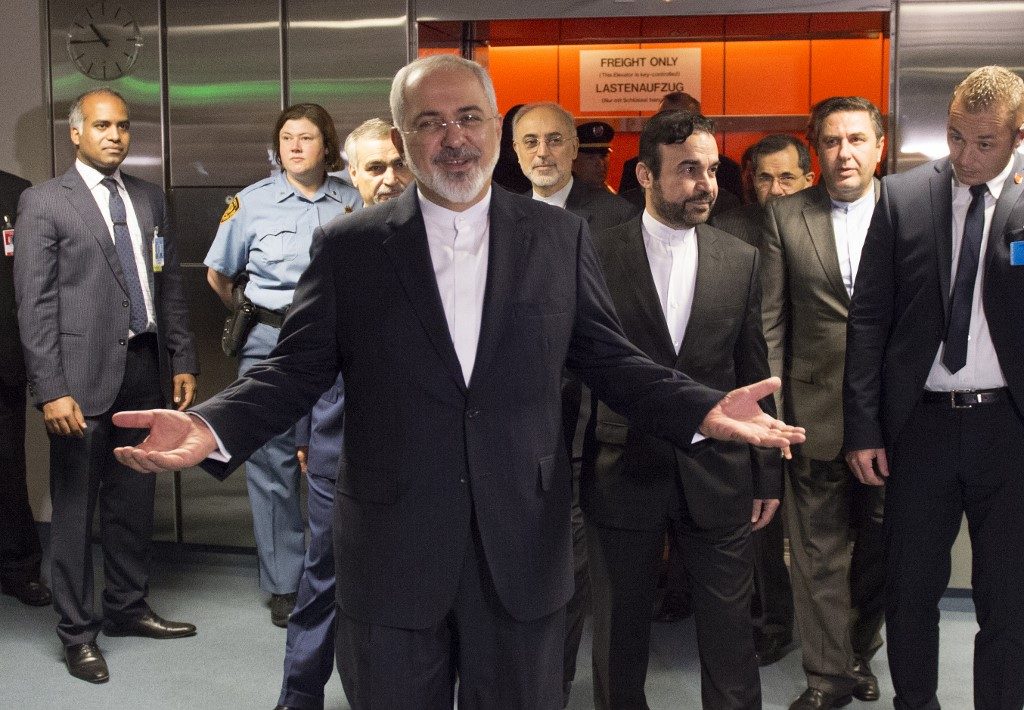 Iran nuclear deal hangs by thin thread