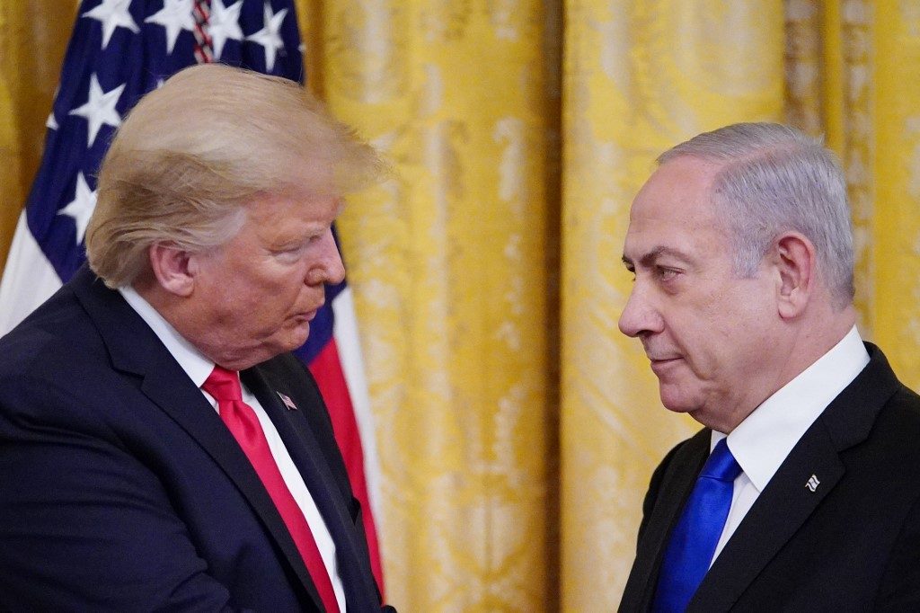 Trump peace plan embraced in Israel, rejected by Palestinians
