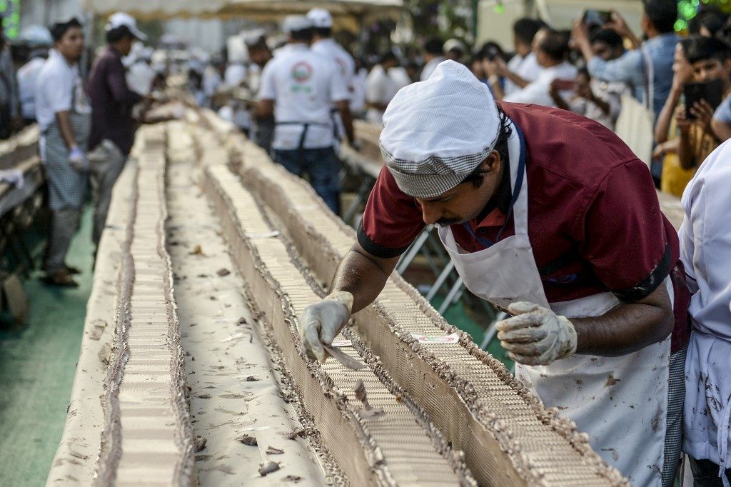 Sweet! Indian bakers make world’s ‘longest’ cake