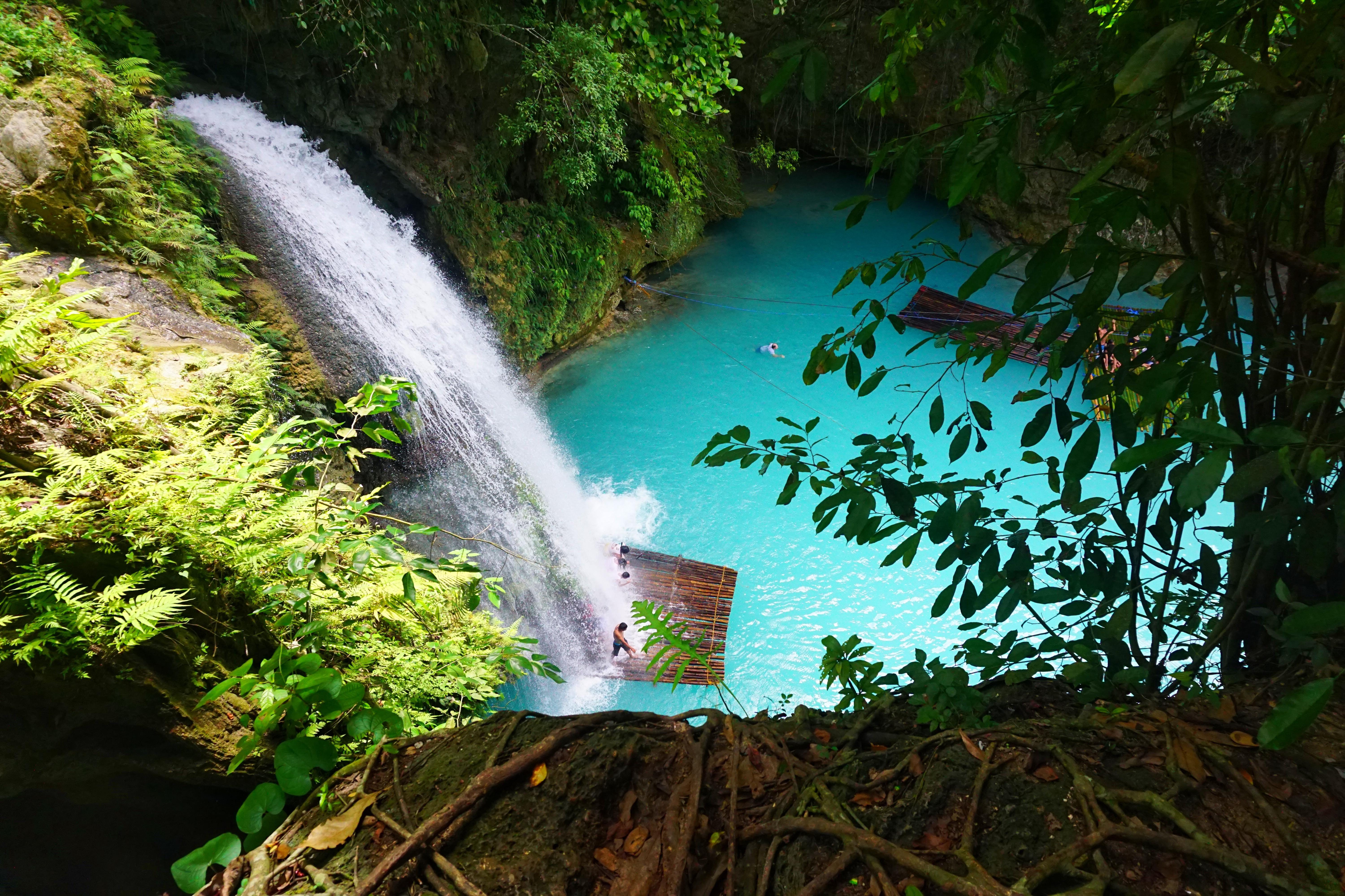 BIRD'S EYE VIEW. The basin of Kawasan Falls in Badian, Cebu is a picture of rural bliss. Photo by Louie Lapat/Rappler 