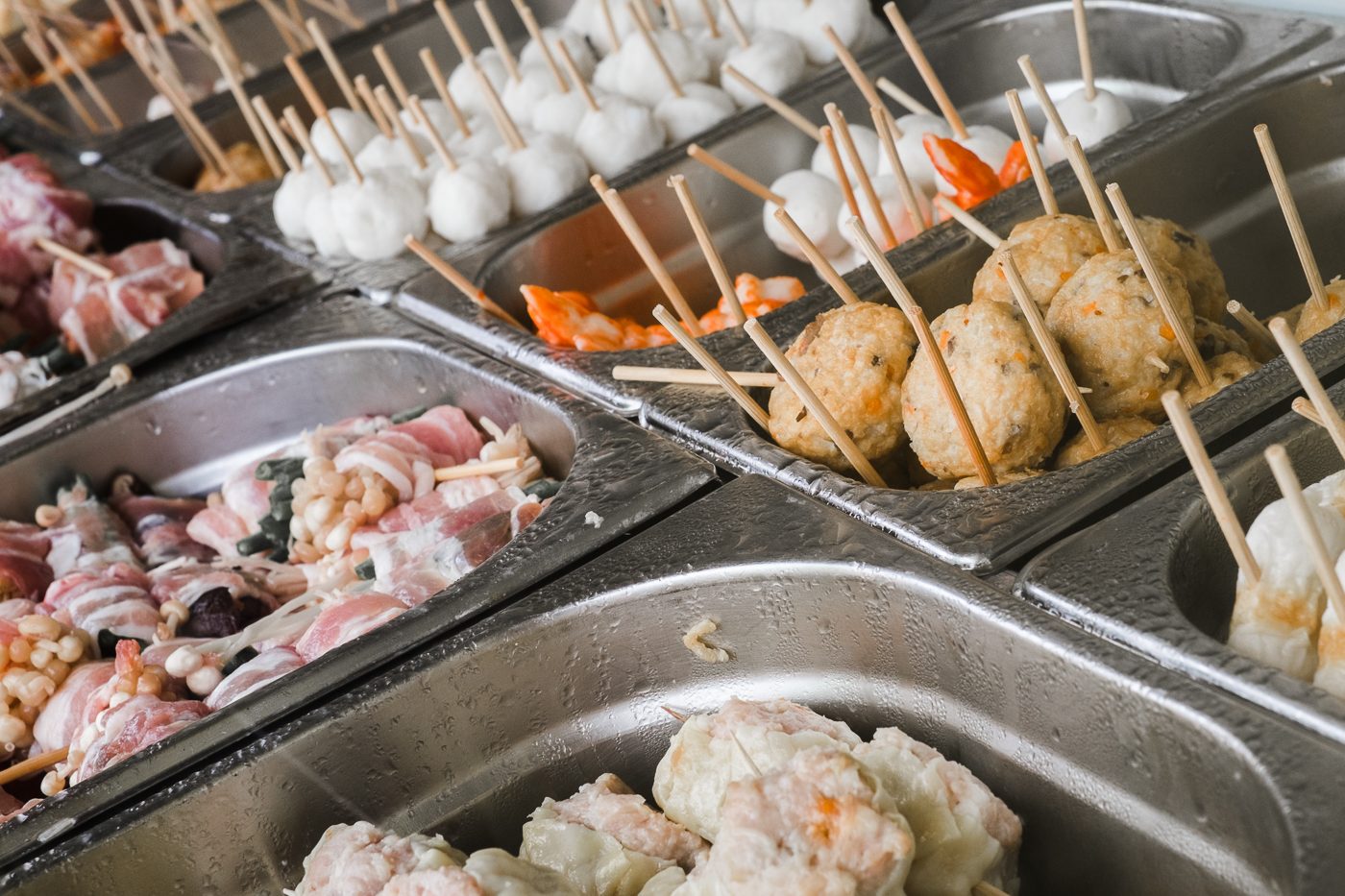 Customers of HK Eat Fresh can choose from a variety of street food which is fried to order. 