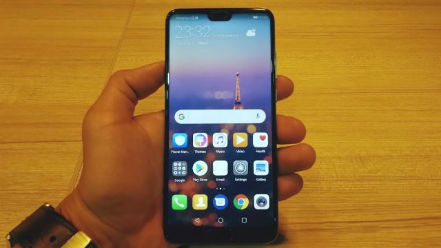 HUAWEI P20. The standard P20 is priced at 649 euros. Photo by Gelo Gonzales/Rappler 