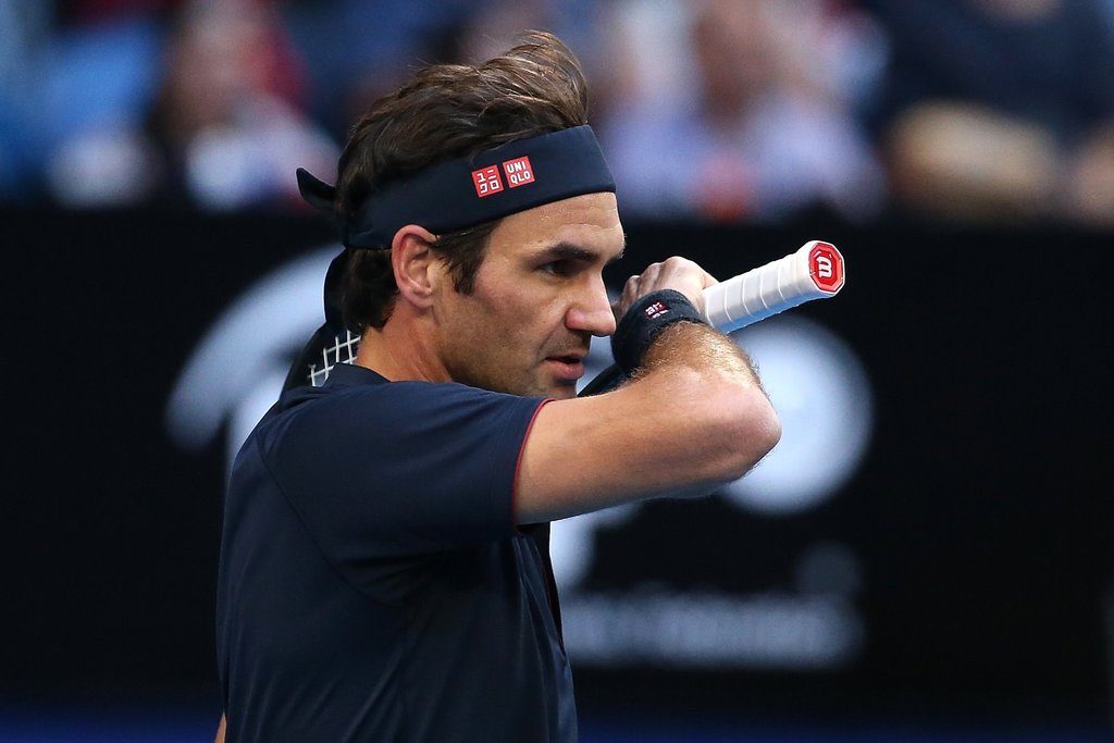 Federer takes Swiss into Hopman Cup final, Serena completes sweep