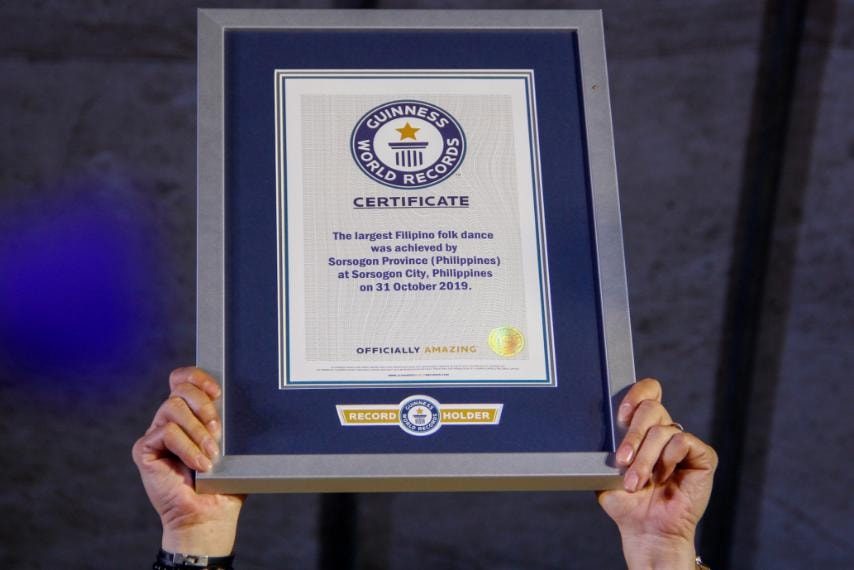 CLOSER LOOK. Sorsogon's world record. Photo from Department of Tourism  