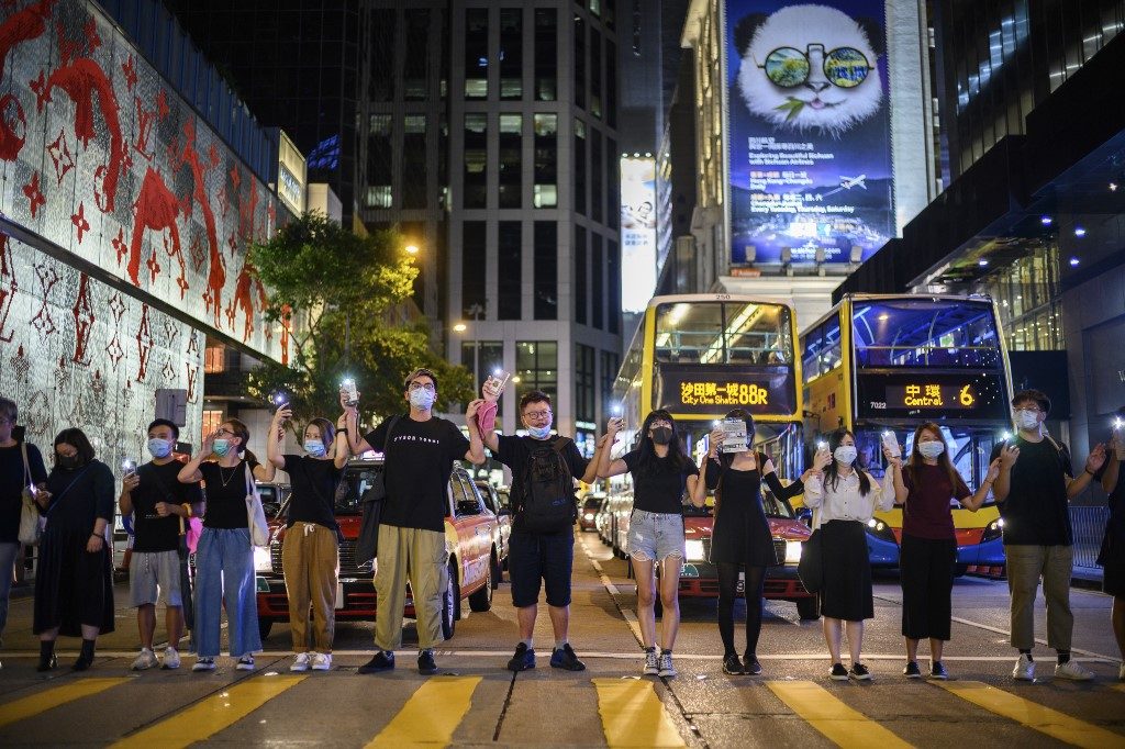 Hong Kong protesters form human chain 30 years after Baltic Way