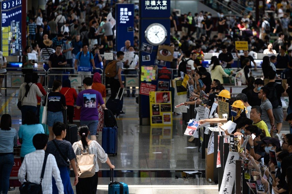 Protester blockade triggers second day of Hong Kong airport chaos