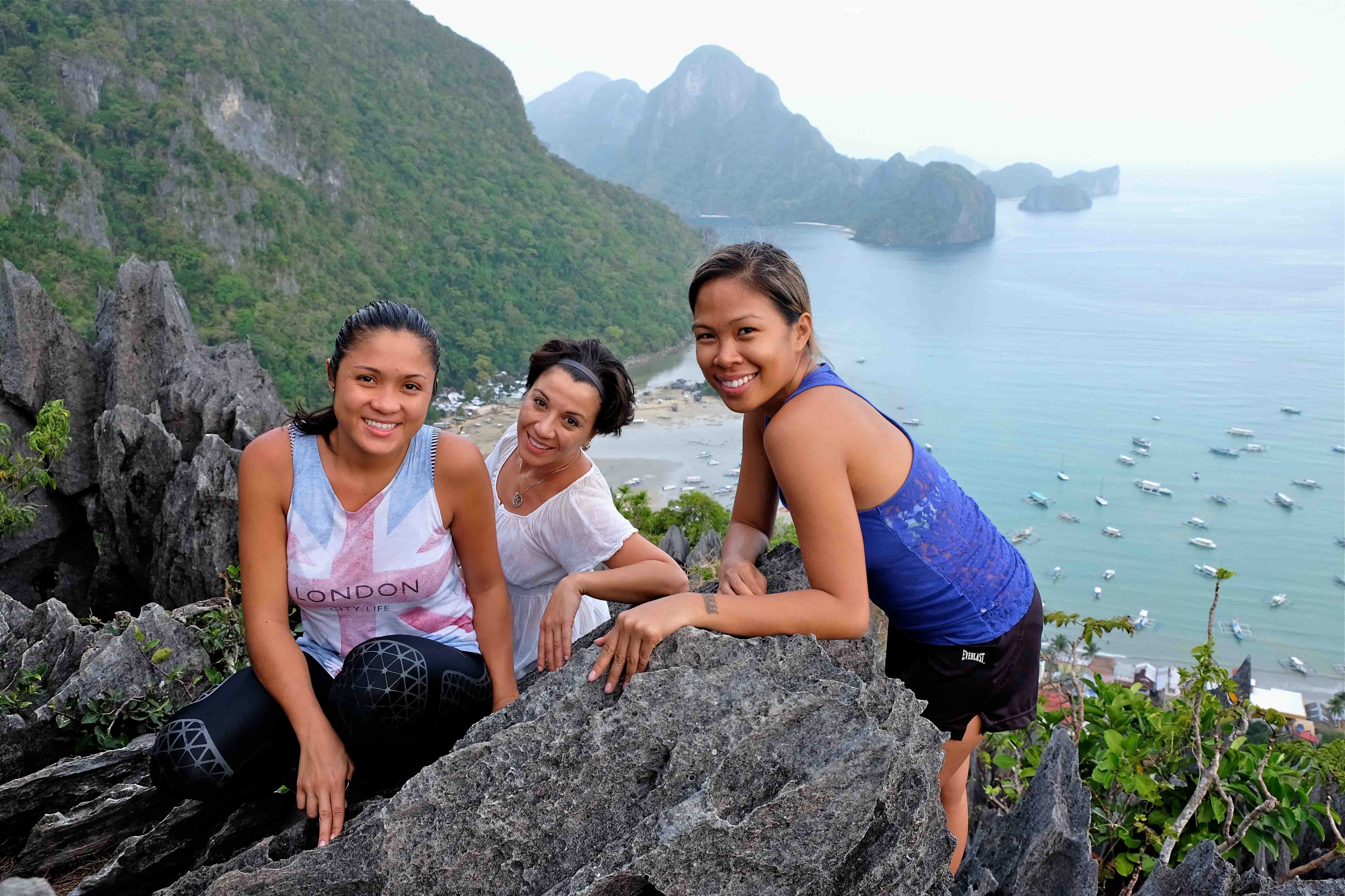 Rock climbing in Mt. Taraw overlooking the bay. Photo by Potpot Pinili/Rappler 