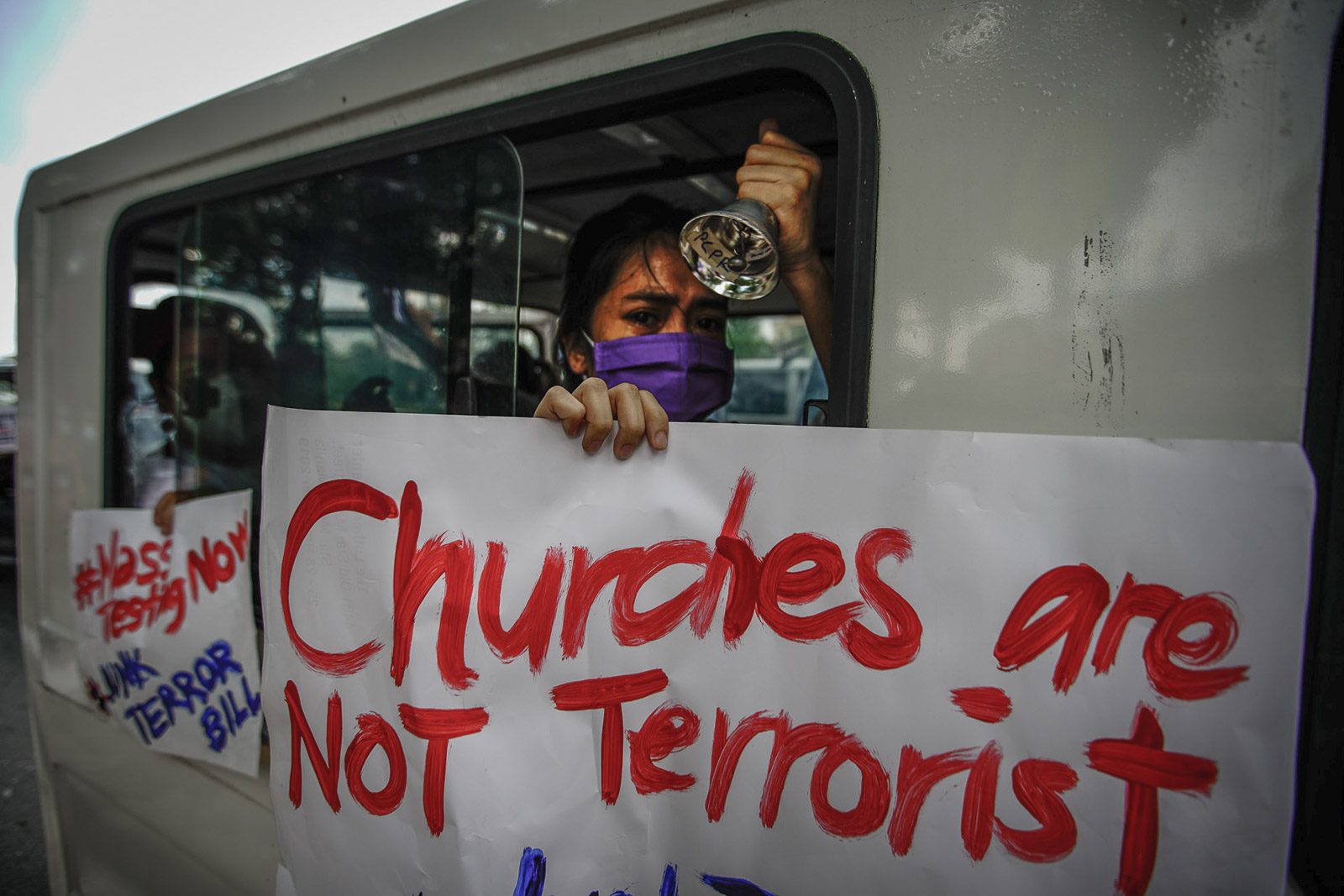 Catholic, Protestant leaders condemn anti-terror bill
