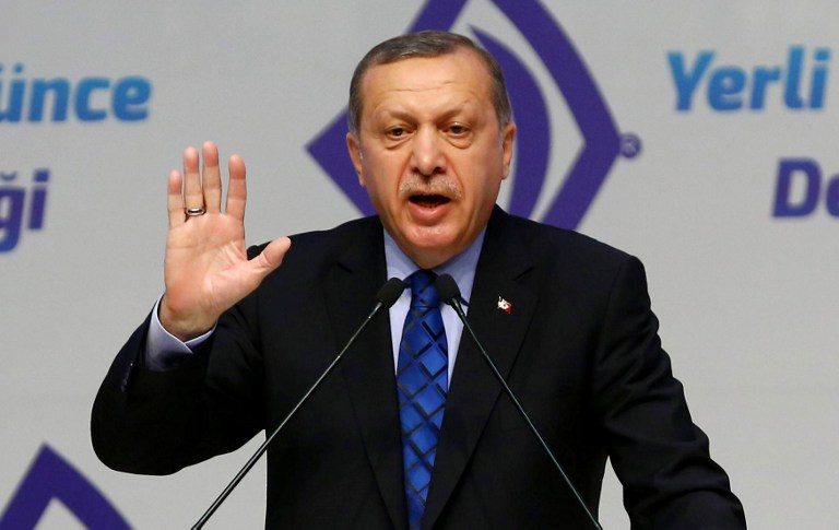 Turkey visa deal unravels as Erdogan defies EU on key condition