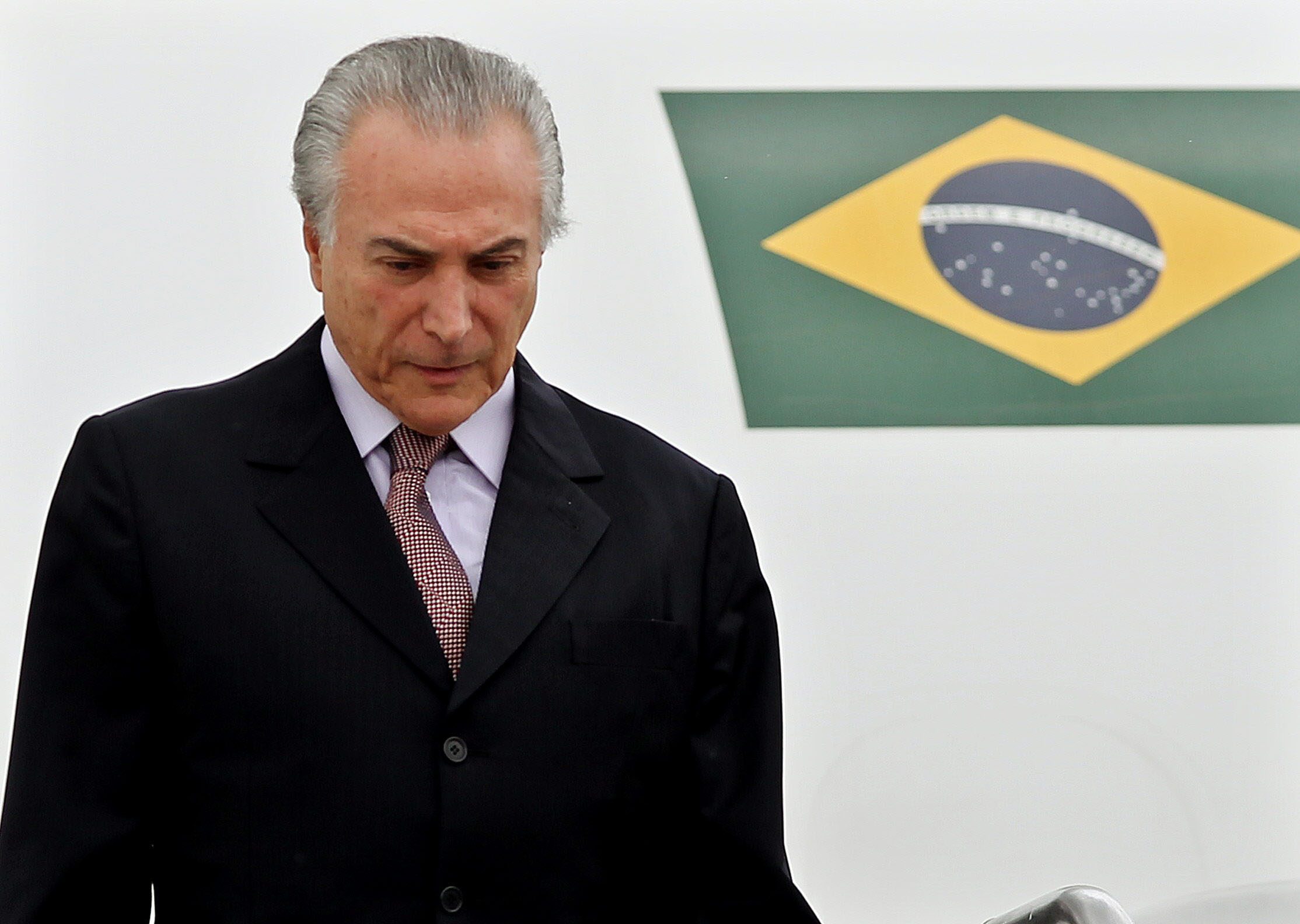New president, same crises in Brazil