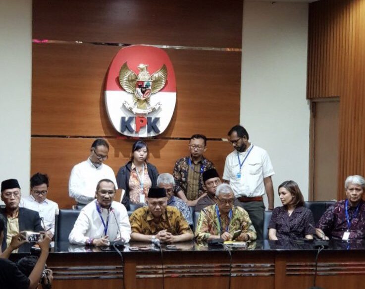 Komite Pemberantasan Korupsi (KPK) mengusulkan pembentukan TGPF kasus Novel kepada Presiden Jokowi.