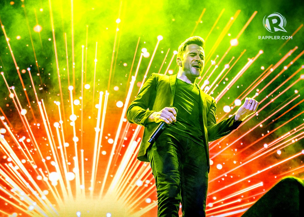 IN PHOTOS: Shane Filan makes fans swoon in Manila