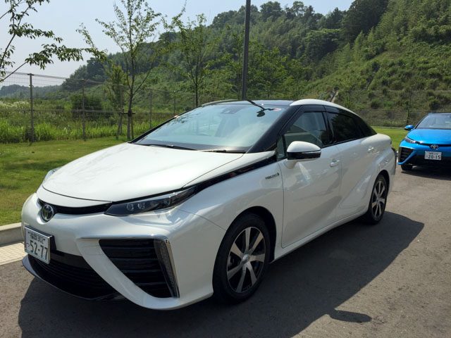 TEST DRIVE. During the tour, the journalists were allowed to ride the Toyota Mirai sedan, powered by hydrogen fuel cells.   