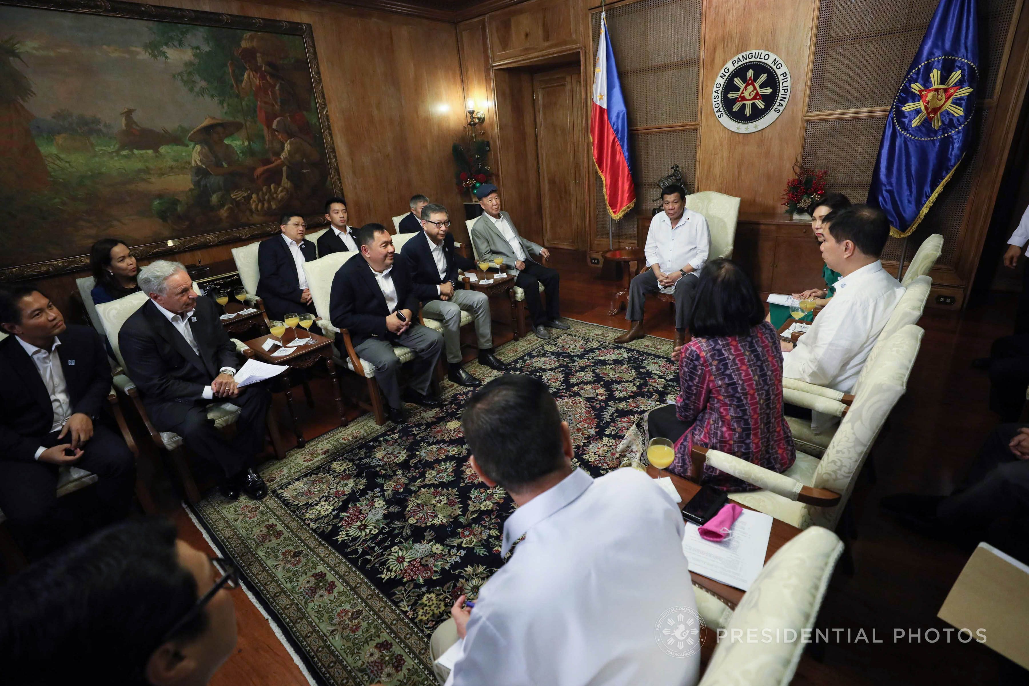 DISCUSSIONS. Tourism and PAGCOR officials are present at the meeting. Malacañang file photo 