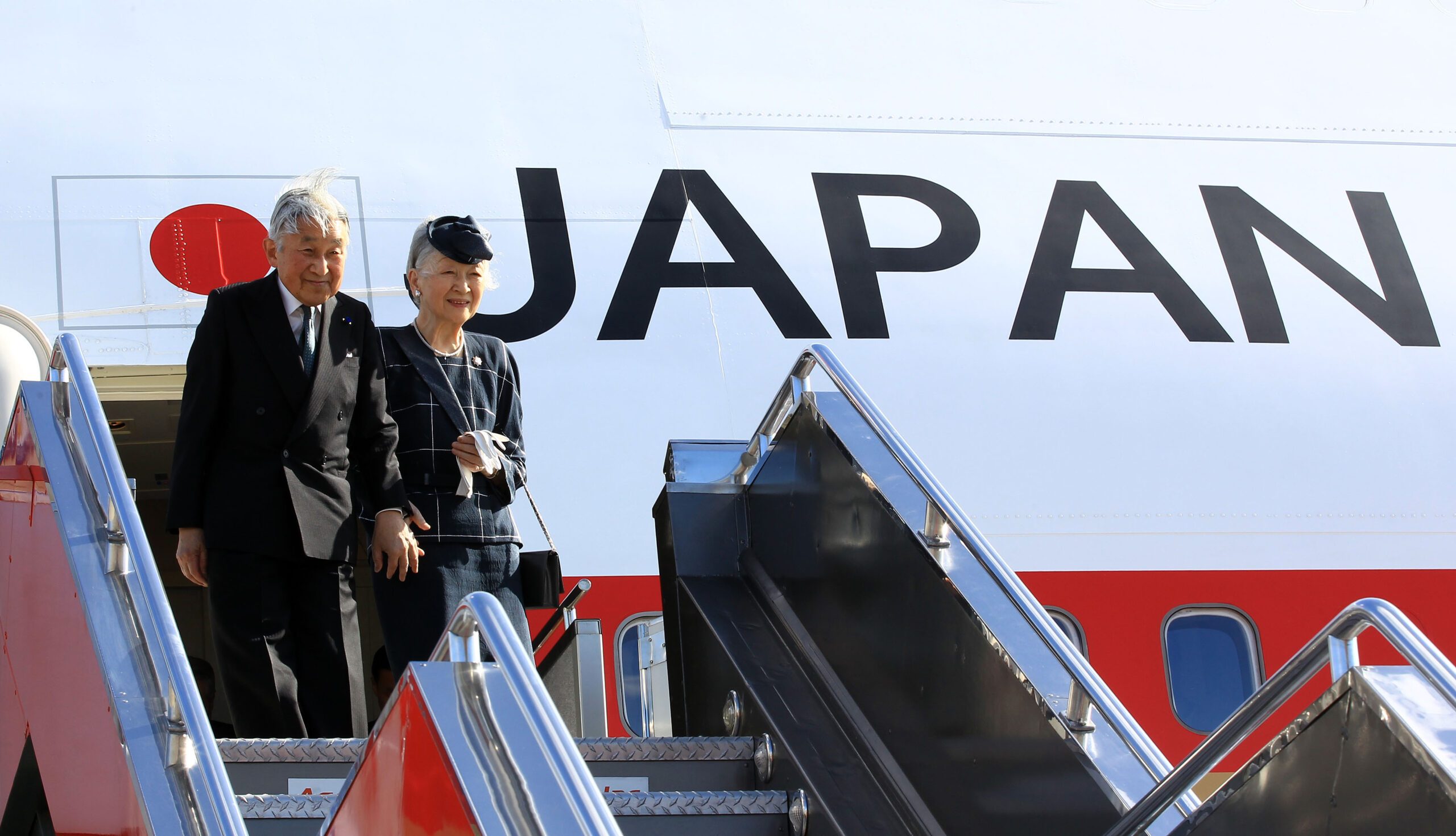 ‘Deeper’ PH-Japan ties as Japanese emperor, empress end visit