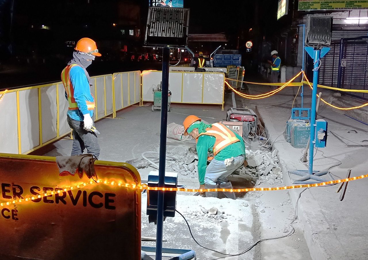 Manila Water laying pipes to get supply from Maynilad