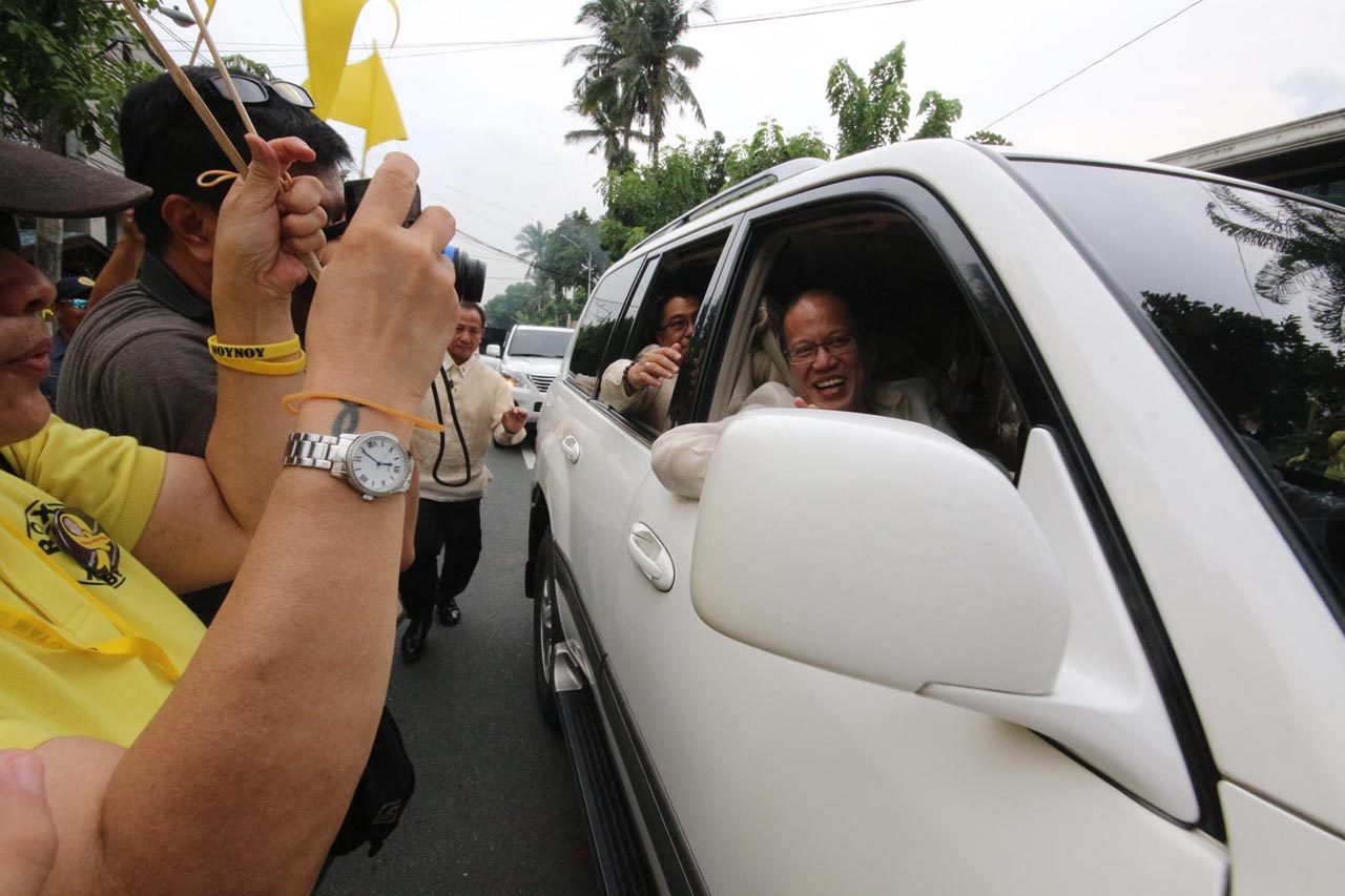 Aquino’s neighbors: ‘Welcome home, PNoy’