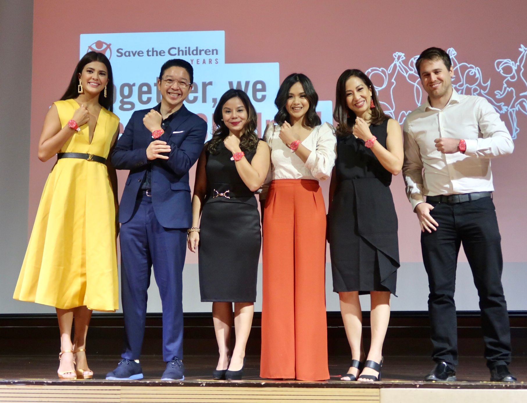 AWARDEES. Katarina Rodriguez (left) with the Save the Children Philippines Changemaker Awardees (L-R) RJ Ledesma, Marcie Linao, Lara Maigue, Janice Villanueva and Roy Moore. 