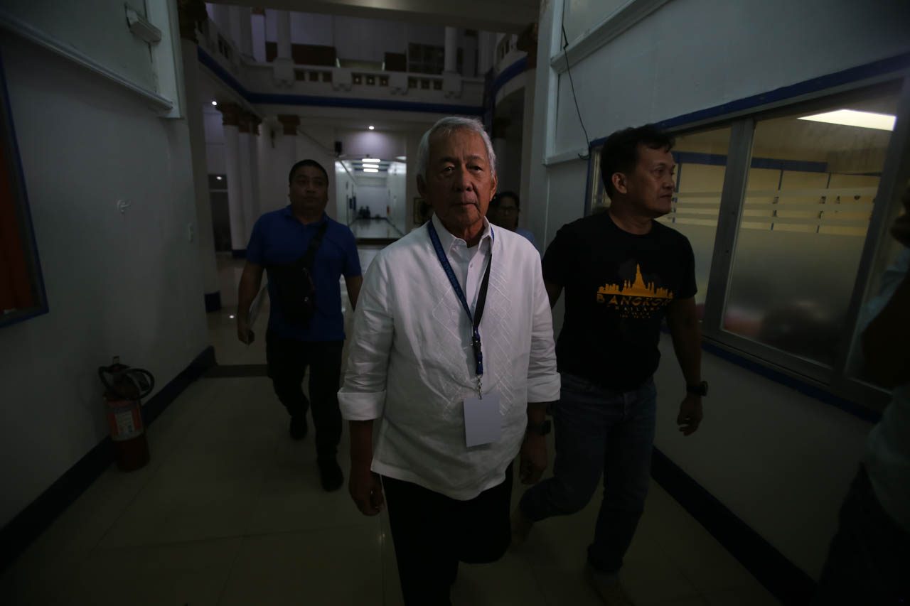Perfecto Yasay rushed to hospital due to ‘chest pains’
