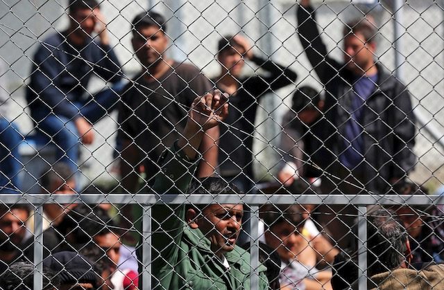 Pope Francis set to visit refugees in Greece as deportations stall