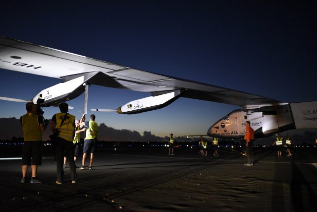 Solar Impulse 2 resumes round-the-world flight