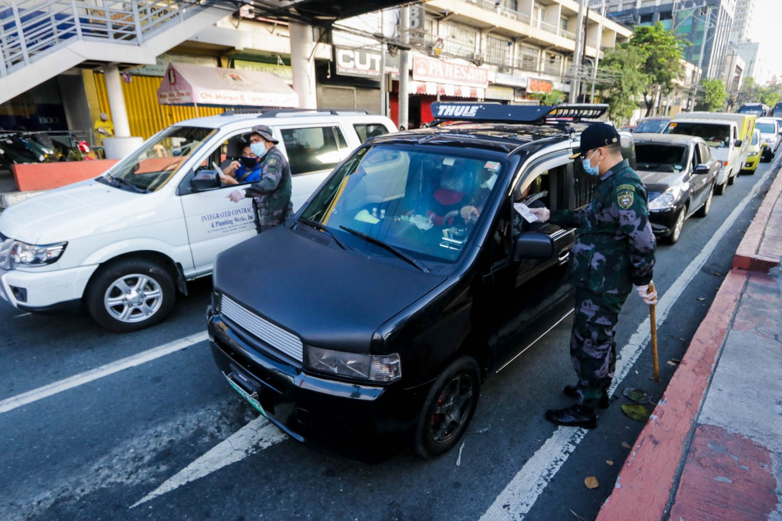 Cops to issue traffic tickets vs drivers with unauthorized passengers