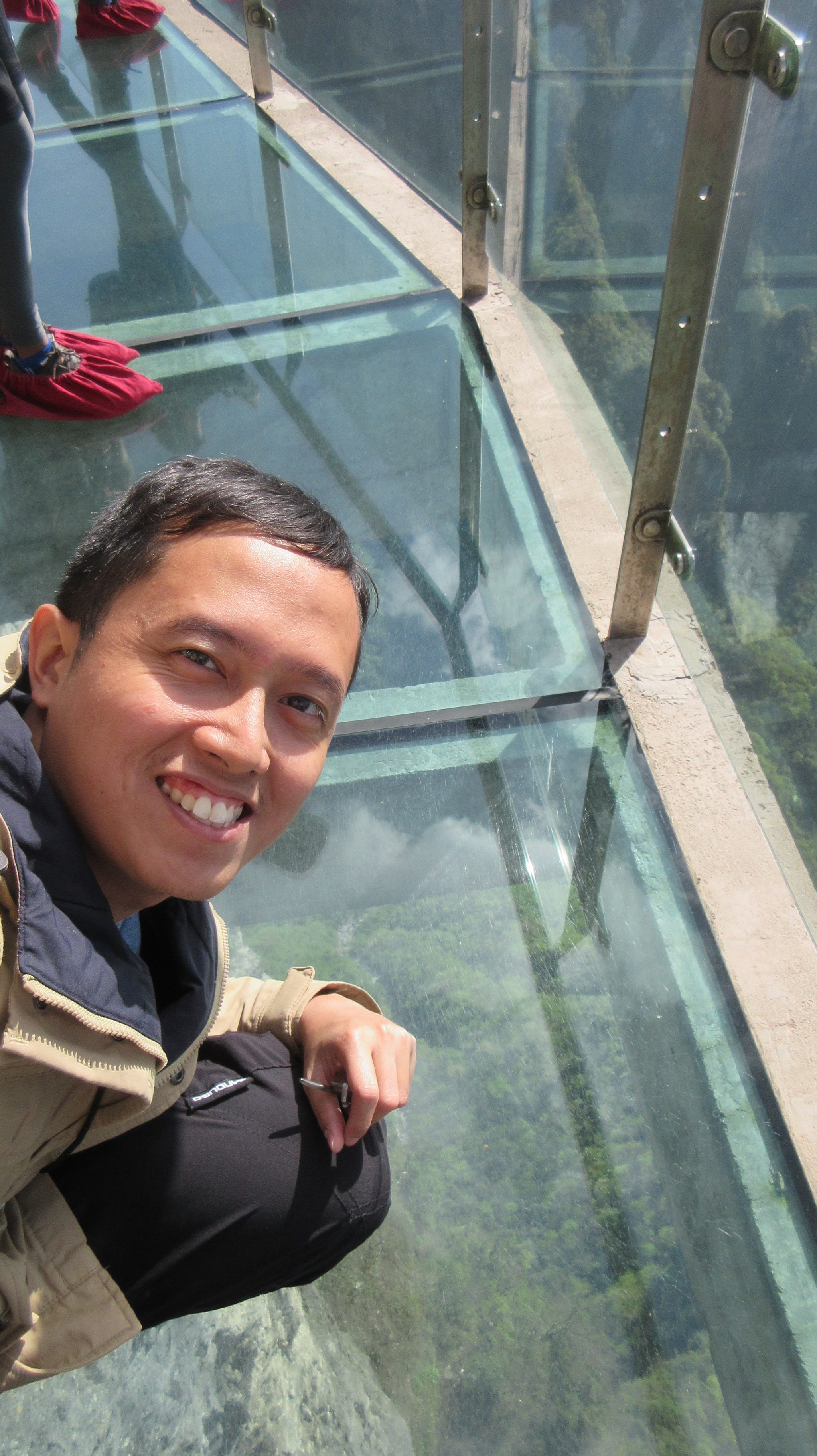 GLASS WALKWAY. For a small fee, you get to walk on a glass walkway and feel that you are walking on clouds.  