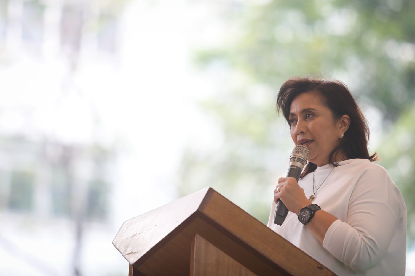 Linking opposition to Red October plot ‘politicizes the AFP’ – Robredo