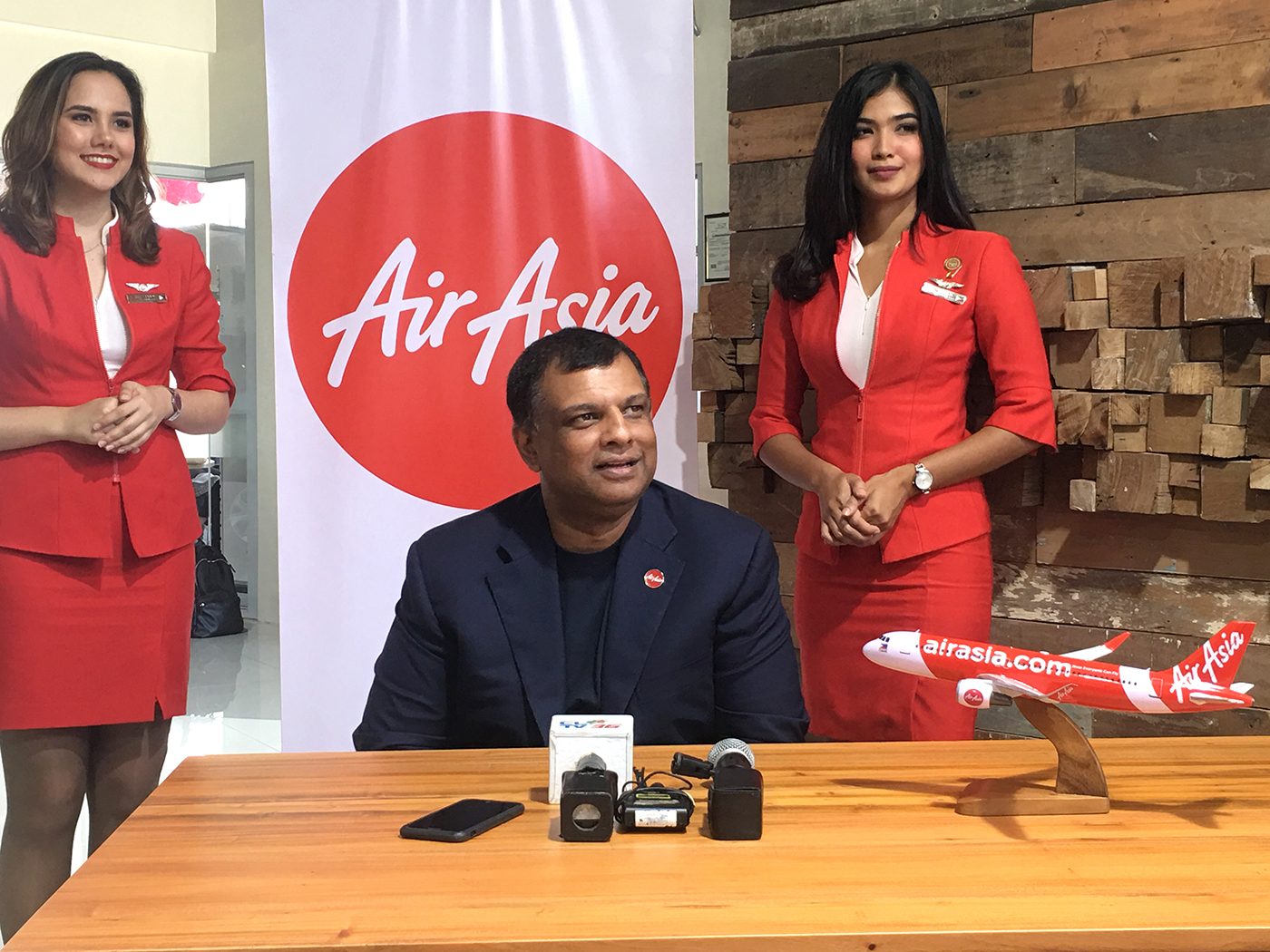 Despite regional challenges, AirAsia pushes IPO of Philippine unit