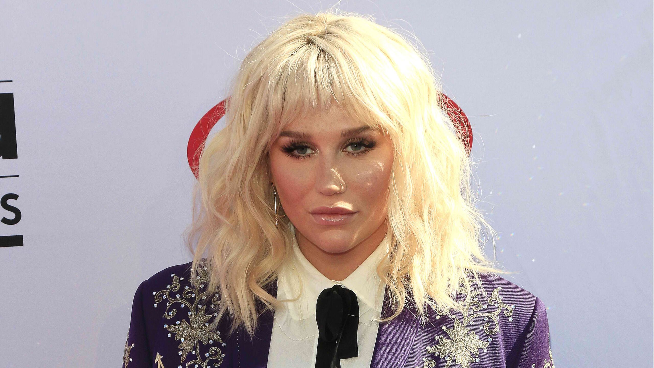 Kesha drops California lawsuit against Dr Luke