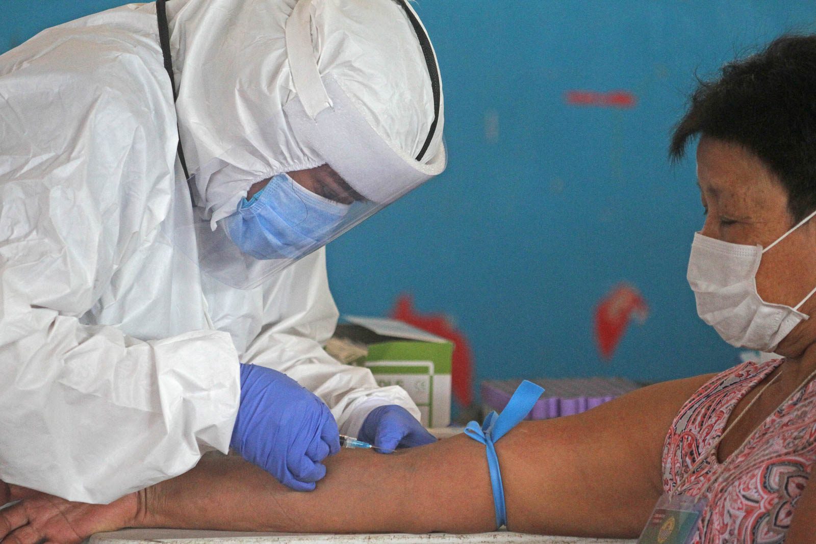 PH coronavirus cases climb to 11,876, deaths now at 790