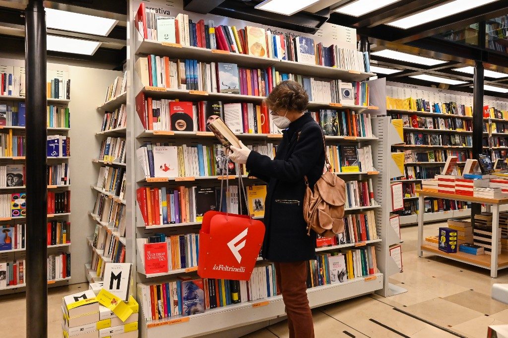 Italy’s booksellers warn of ‘cultural deserts’ in pandemic
