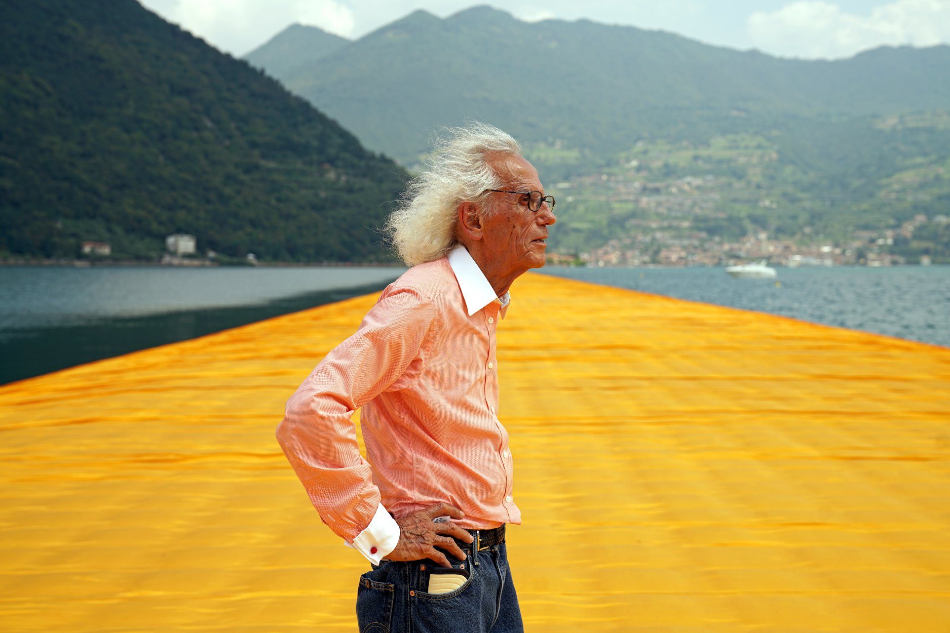 Artist Christo who wrapped Reichstag in fabric dies aged 84