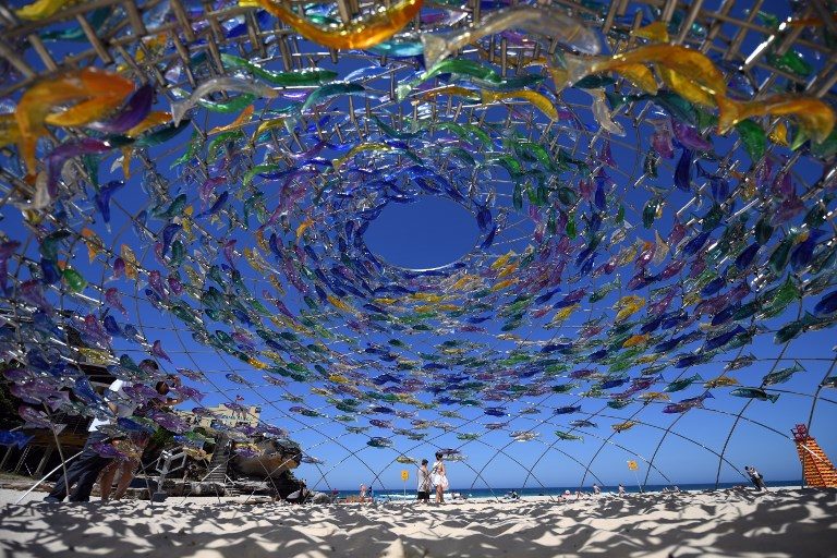ART. A sculpture by artist Jane Cowie is displayed during the "Sculpture by the Sea" exhibition near Bondi beach in Sydney on October 19, 2017. Photo by Saeed Khan/AFP  