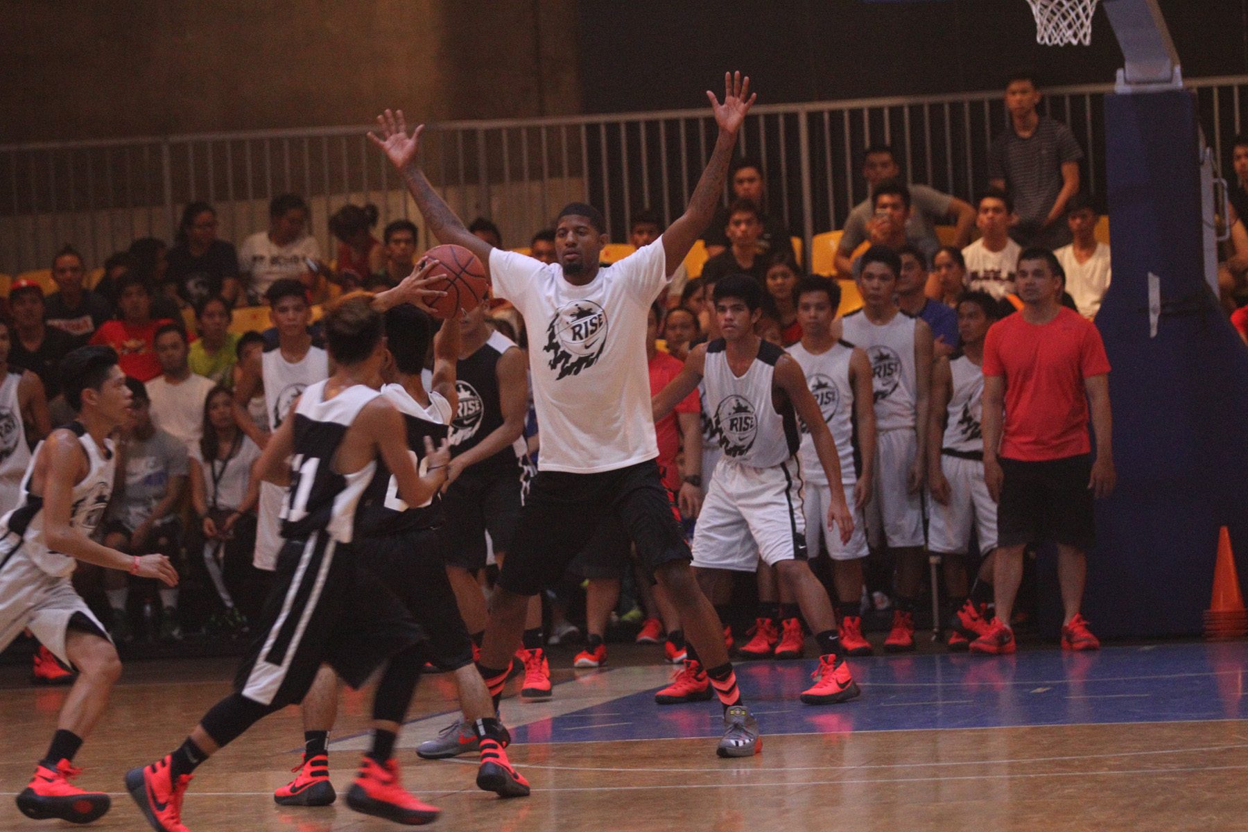 SCRIMMAGE. The two-time NBA All-Star guards players during the scrimmage. Photo by Czeasar Dancel/Rappler  